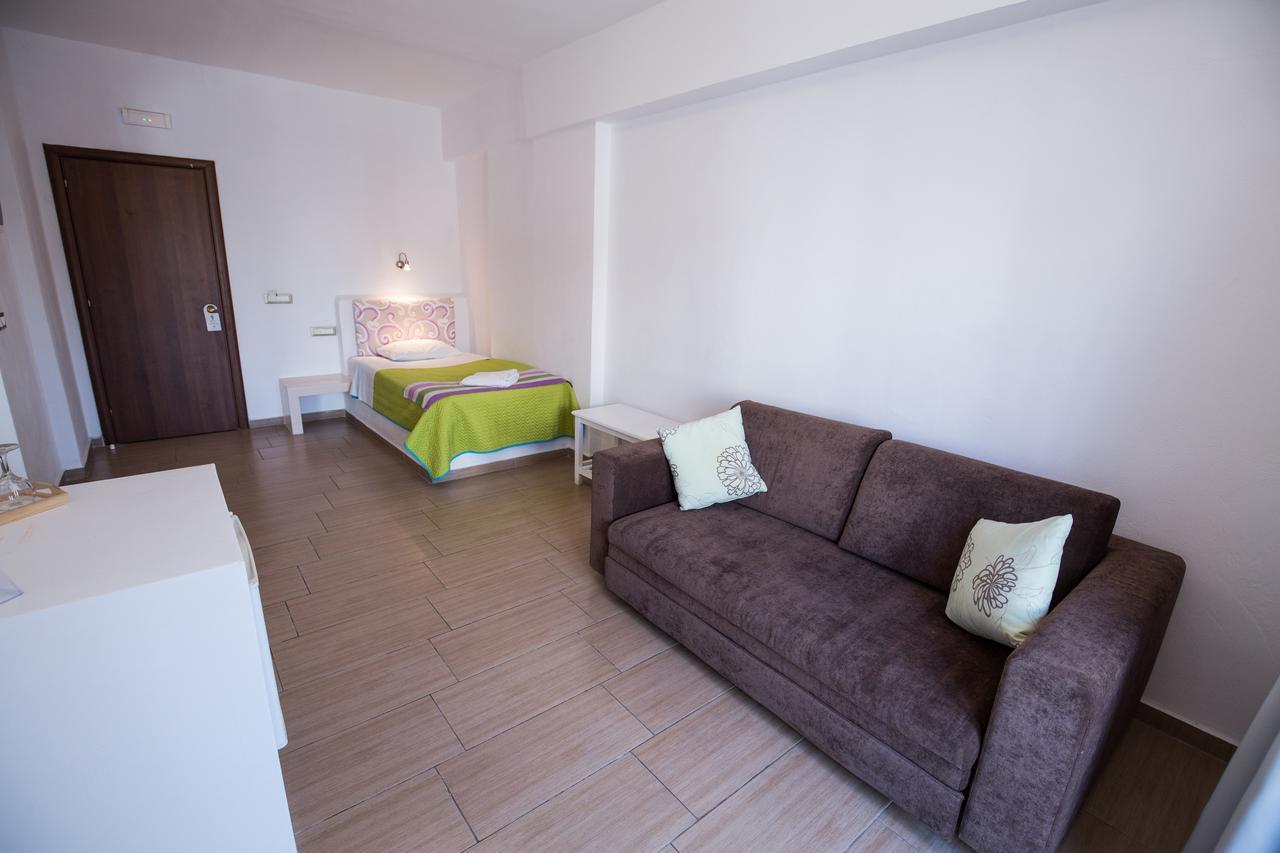 Olympic Santorini 4* Vóthon
