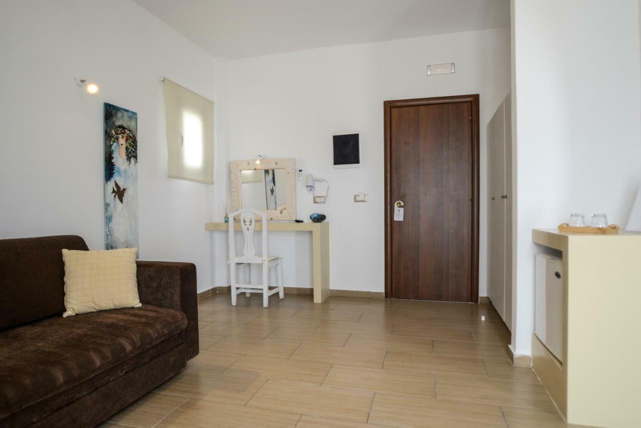 Olympic Santorini Hotel Vothon